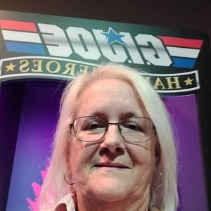 Meet your Posher, Gina